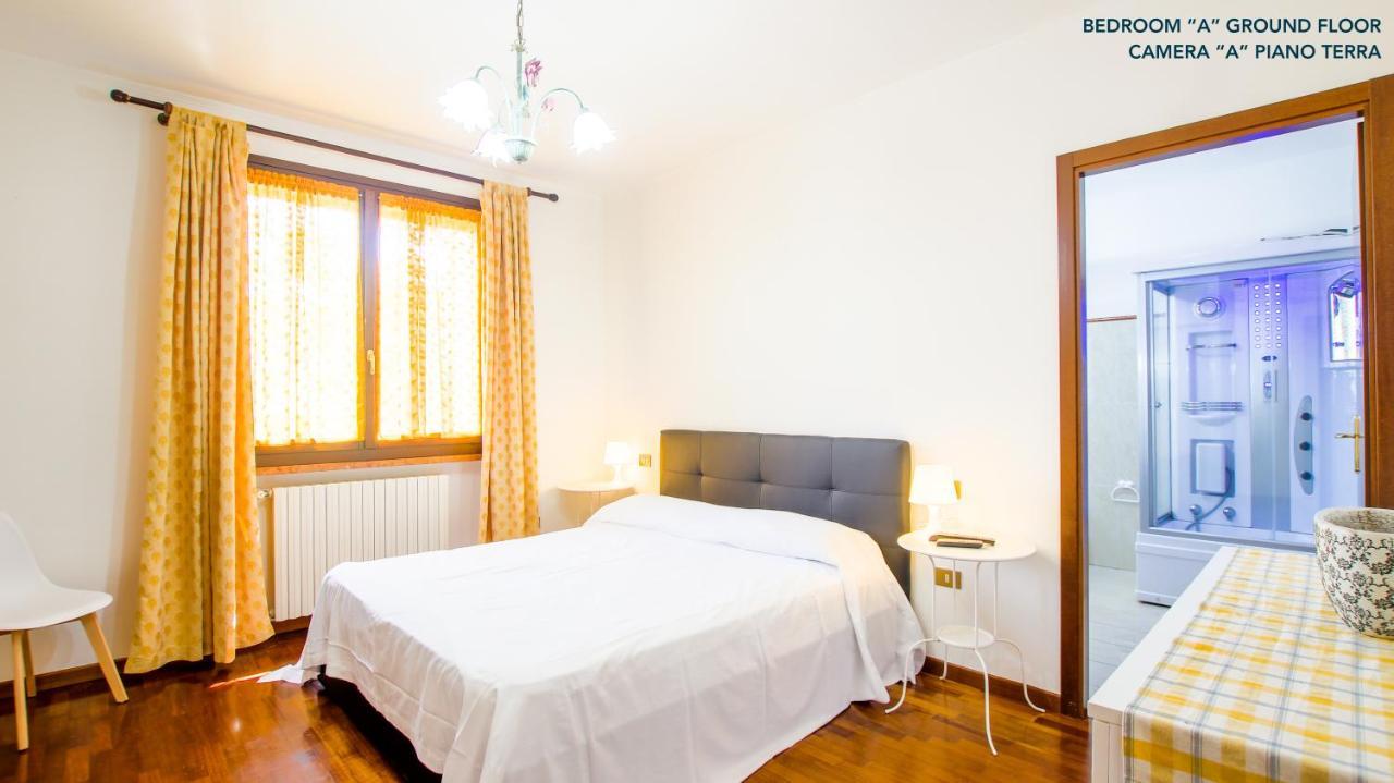 Villa Mio Desenzano del Garda Exteriör bild